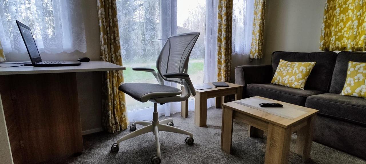 Billing Aquadrome Northampton, Royale Poplar Km12 Leilighet Eksteriør bilde
