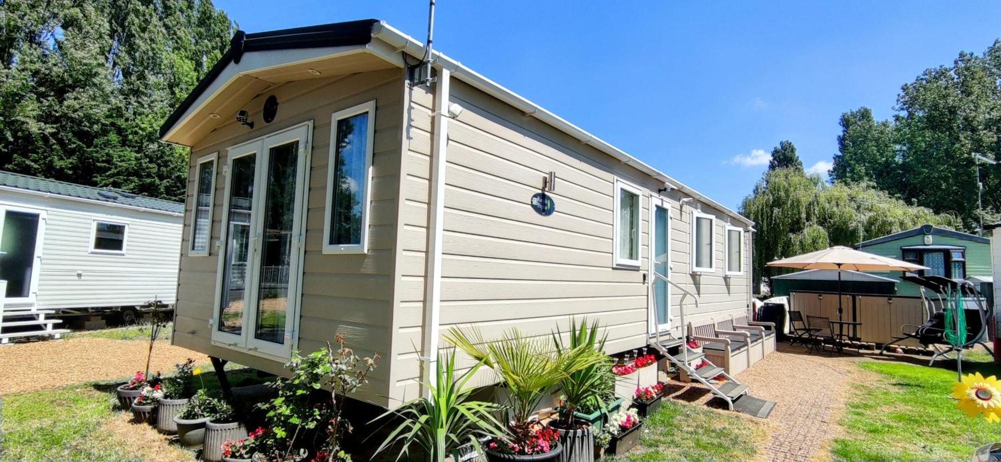 Billing Aquadrome Northampton, Royale Poplar Km12 Leilighet Eksteriør bilde